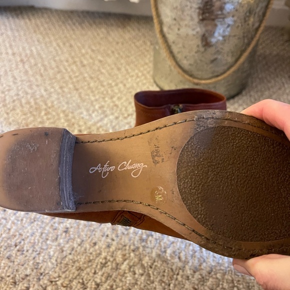 Leather booties - Picture 2 of 2